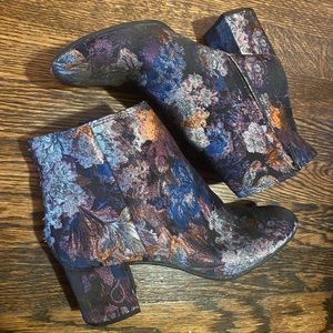 Zigi Soho Ankle Boot size 8.5